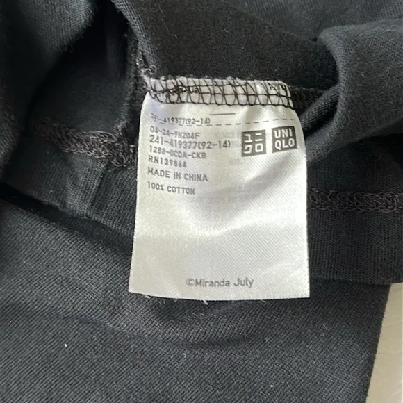 *NWOT* Uniqlo x Miranda July Graphic Short Sleeve Tee - Picture 13 of 14